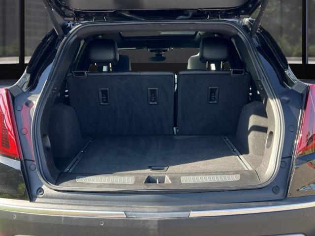 used 2022 Cadillac XT5 car, priced at $29,777