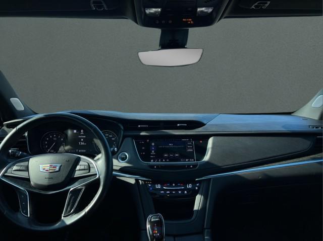 used 2022 Cadillac XT5 car, priced at $29,777