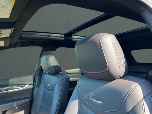 used 2022 Cadillac XT5 car, priced at $29,777