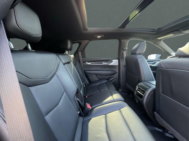 used 2022 Cadillac XT5 car, priced at $29,777