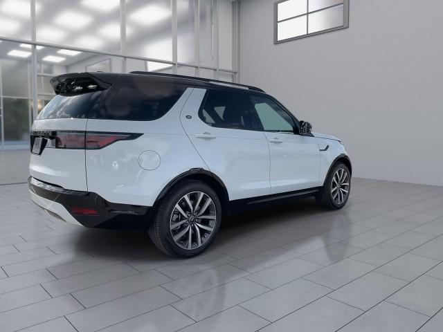 new 2025 Land Rover Discovery car, priced at $74,193