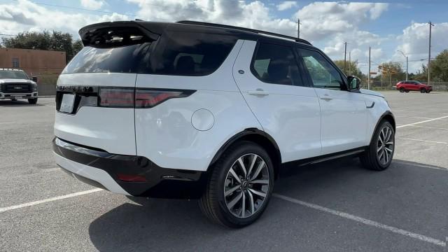 new 2025 Land Rover Discovery car, priced at $74,193