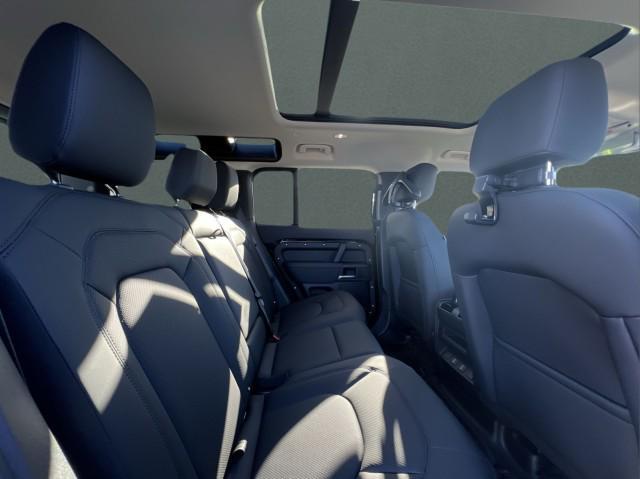 new 2026 Land Rover Defender car