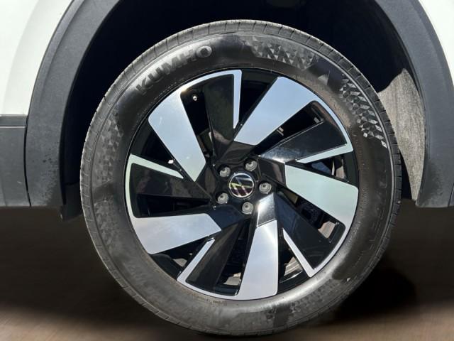 used 2024 Volkswagen Atlas Cross Sport car, priced at $31,995