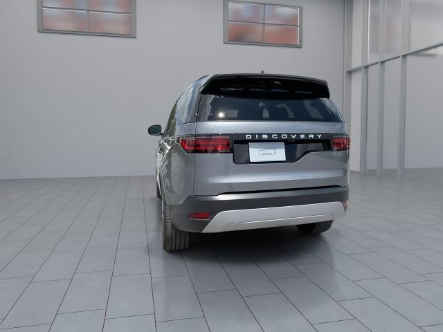 new 2025 Land Rover Discovery car, priced at $67,293