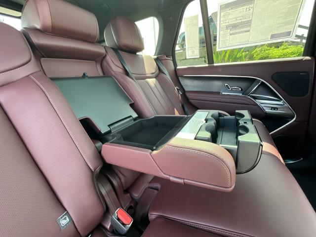 new 2025 Land Rover Range Rover car, priced at $118,615
