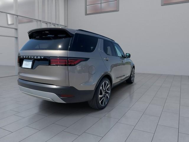 new 2025 Land Rover Discovery car, priced at $67,293