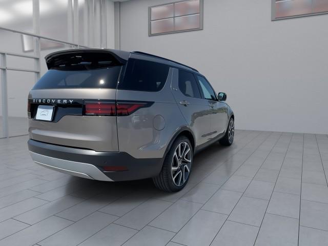 new 2025 Land Rover Discovery car, priced at $67,293