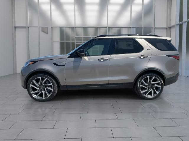 new 2025 Land Rover Discovery car, priced at $67,293