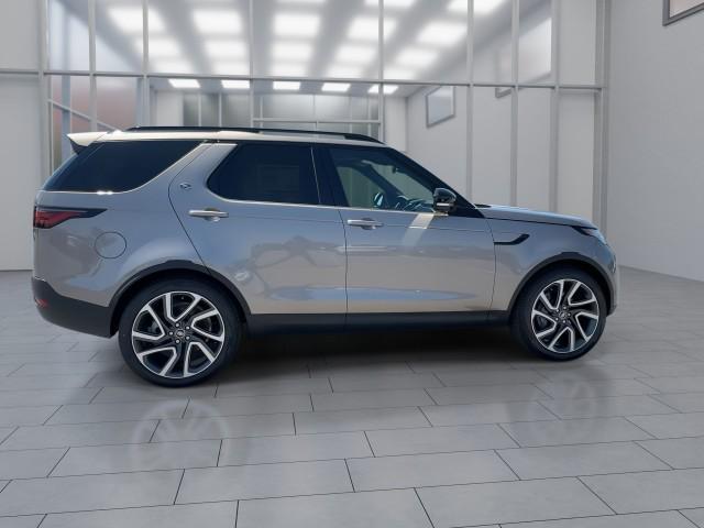 new 2025 Land Rover Discovery car, priced at $67,293