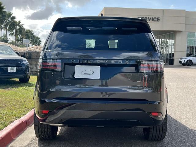 new 2025 Land Rover Discovery car, priced at $76,643