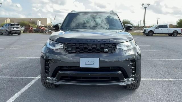 new 2025 Land Rover Discovery car, priced at $76,643