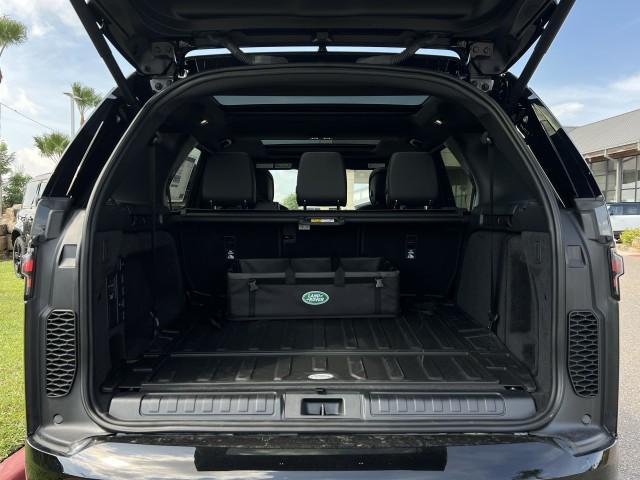 new 2025 Land Rover Discovery car, priced at $75,593