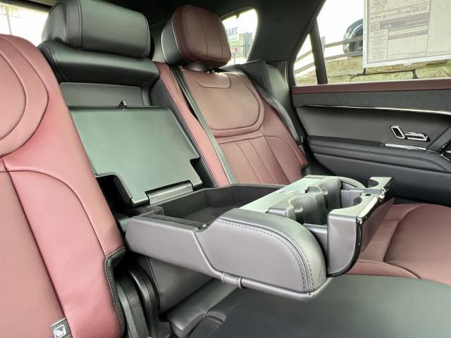 new 2025 Land Rover Range Rover Sport car