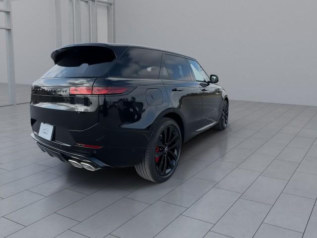 new 2025 Land Rover Range Rover Sport car