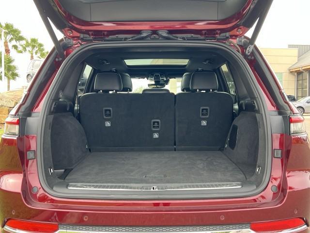 used 2023 Jeep Grand Cherokee car, priced at $36,995