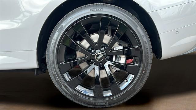 new 2025 Land Rover Range Rover Sport car