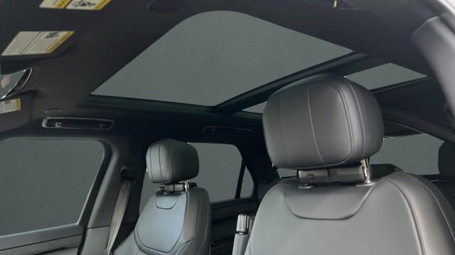 new 2025 Land Rover Range Rover Sport car