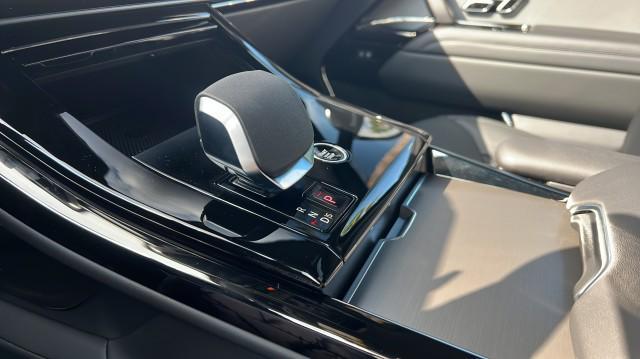 new 2025 Land Rover Range Rover Sport car