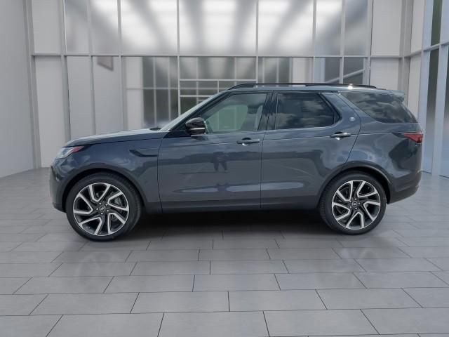 new 2025 Land Rover Discovery car, priced at $67,293