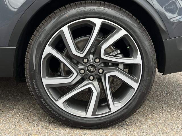 new 2025 Land Rover Discovery car, priced at $67,293