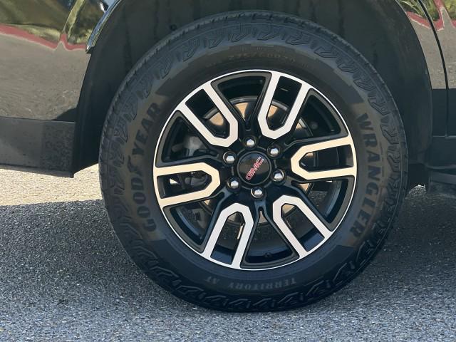 used 2024 GMC Yukon car, priced at $64,995