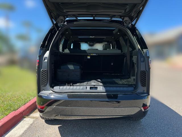 new 2025 Land Rover Discovery car, priced at $70,568