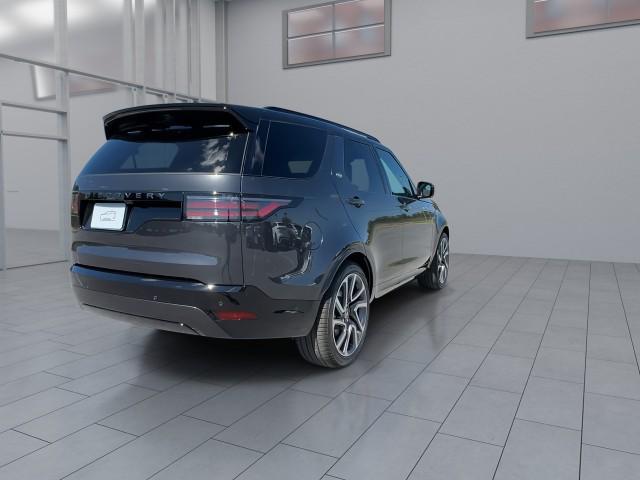 new 2025 Land Rover Discovery car, priced at $70,568