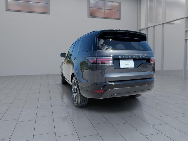 new 2025 Land Rover Discovery car, priced at $70,568