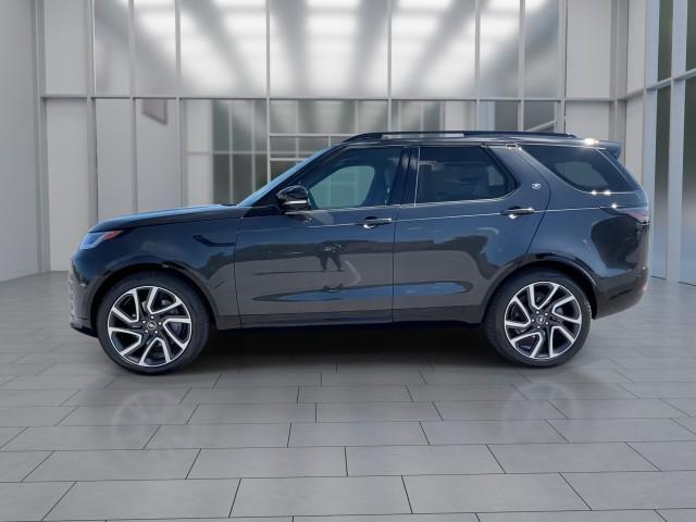 new 2025 Land Rover Discovery car, priced at $70,568