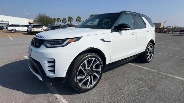 new 2025 Land Rover Discovery car, priced at $70,643