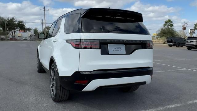 new 2025 Land Rover Discovery car, priced at $70,643