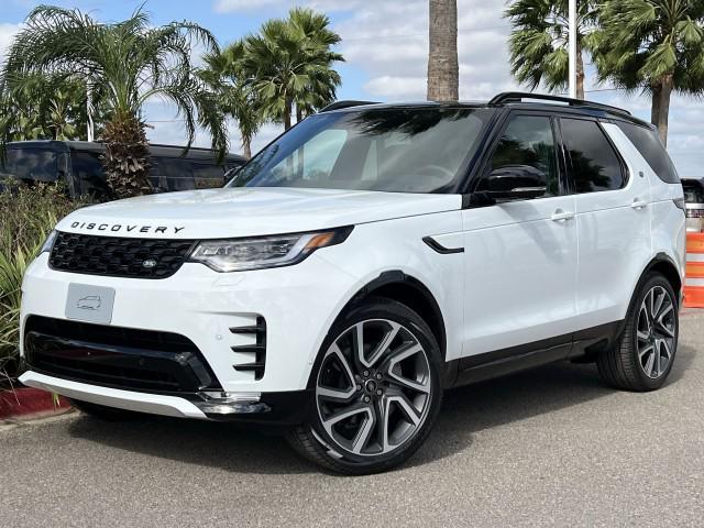 new 2025 Land Rover Discovery car, priced at $70,643