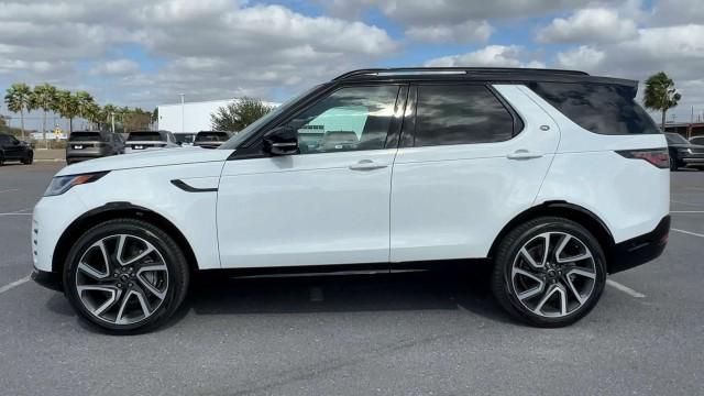 new 2025 Land Rover Discovery car, priced at $70,643