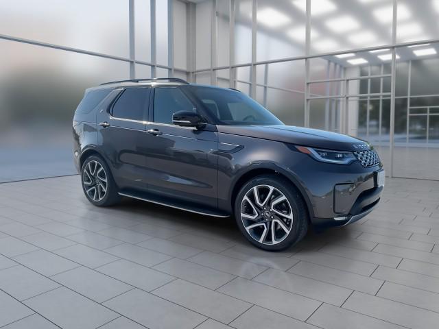 new 2025 Land Rover Discovery car, priced at $69,793