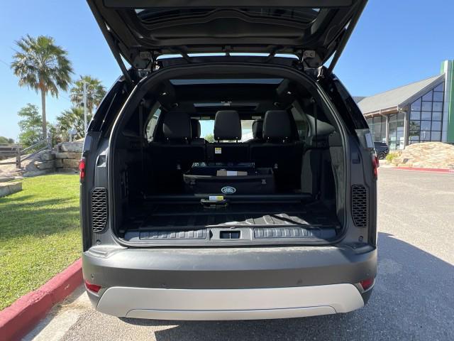 new 2025 Land Rover Discovery car, priced at $69,793
