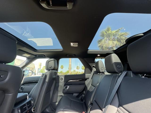 new 2025 Land Rover Discovery car, priced at $69,793