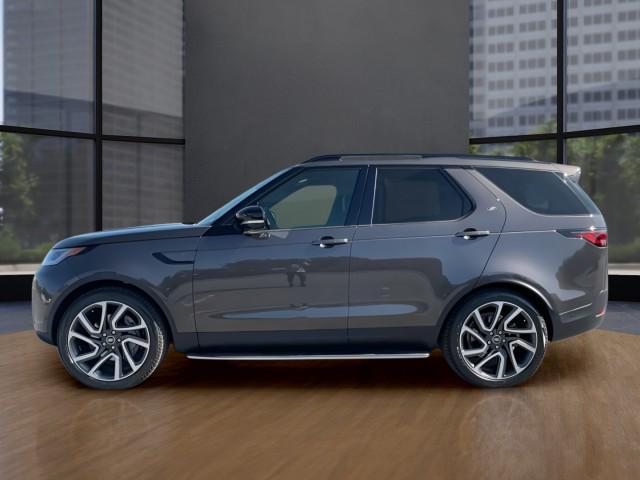 new 2025 Land Rover Discovery car, priced at $69,793