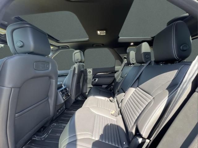 new 2025 Land Rover Discovery car, priced at $69,793