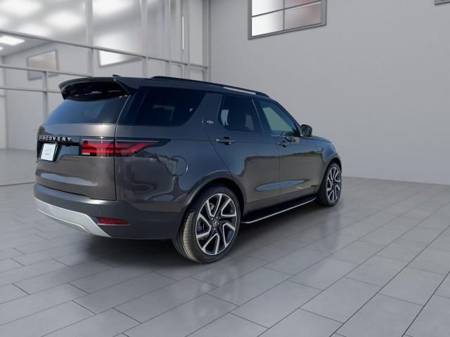 new 2025 Land Rover Discovery car, priced at $69,793