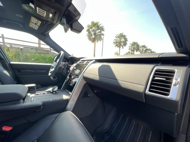 new 2025 Land Rover Discovery car, priced at $69,793