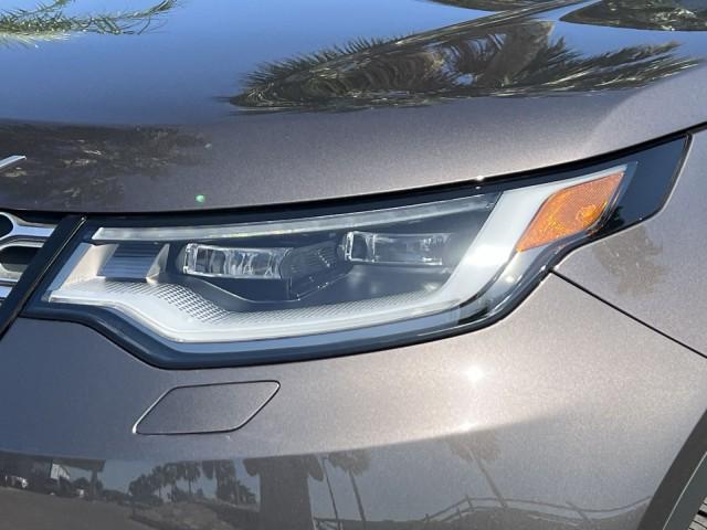 new 2025 Land Rover Discovery car, priced at $69,793