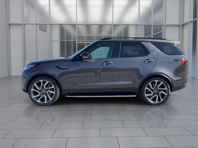 new 2025 Land Rover Discovery car, priced at $69,793