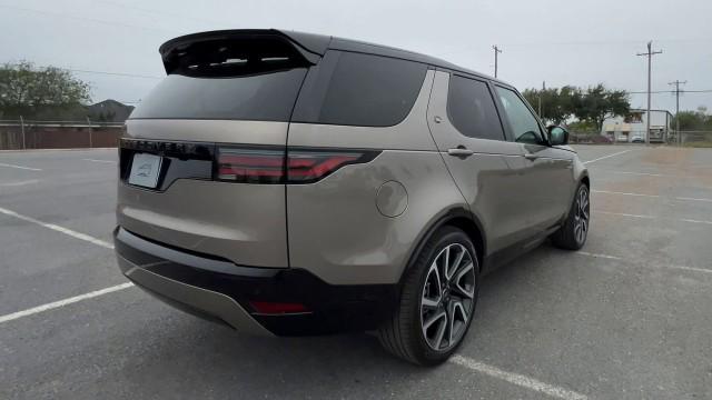 new 2025 Land Rover Discovery car, priced at $71,443