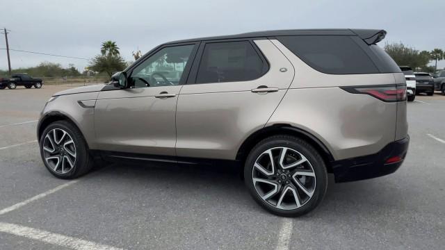 new 2025 Land Rover Discovery car, priced at $71,443