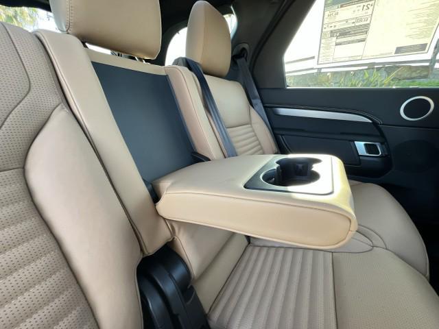 new 2025 Land Rover Discovery car, priced at $71,743