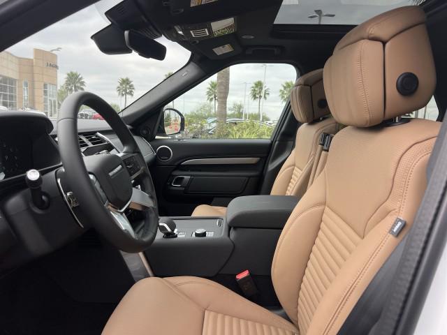 new 2025 Land Rover Discovery car, priced at $80,525