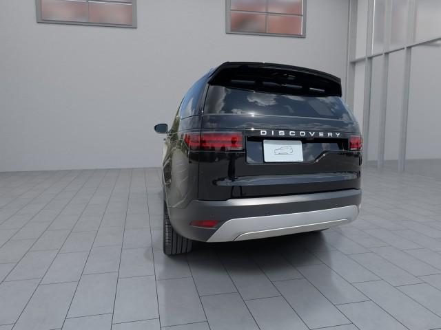 new 2025 Land Rover Discovery car, priced at $67,293