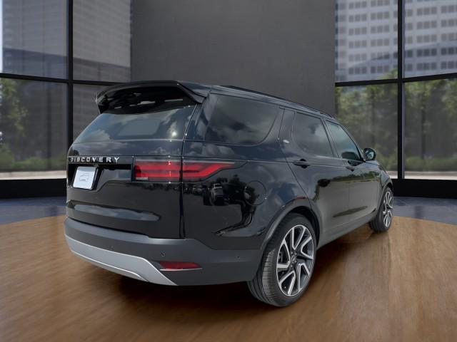 new 2025 Land Rover Discovery car, priced at $67,293