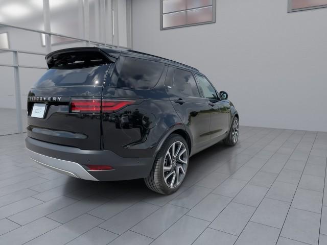 new 2025 Land Rover Discovery car, priced at $67,293